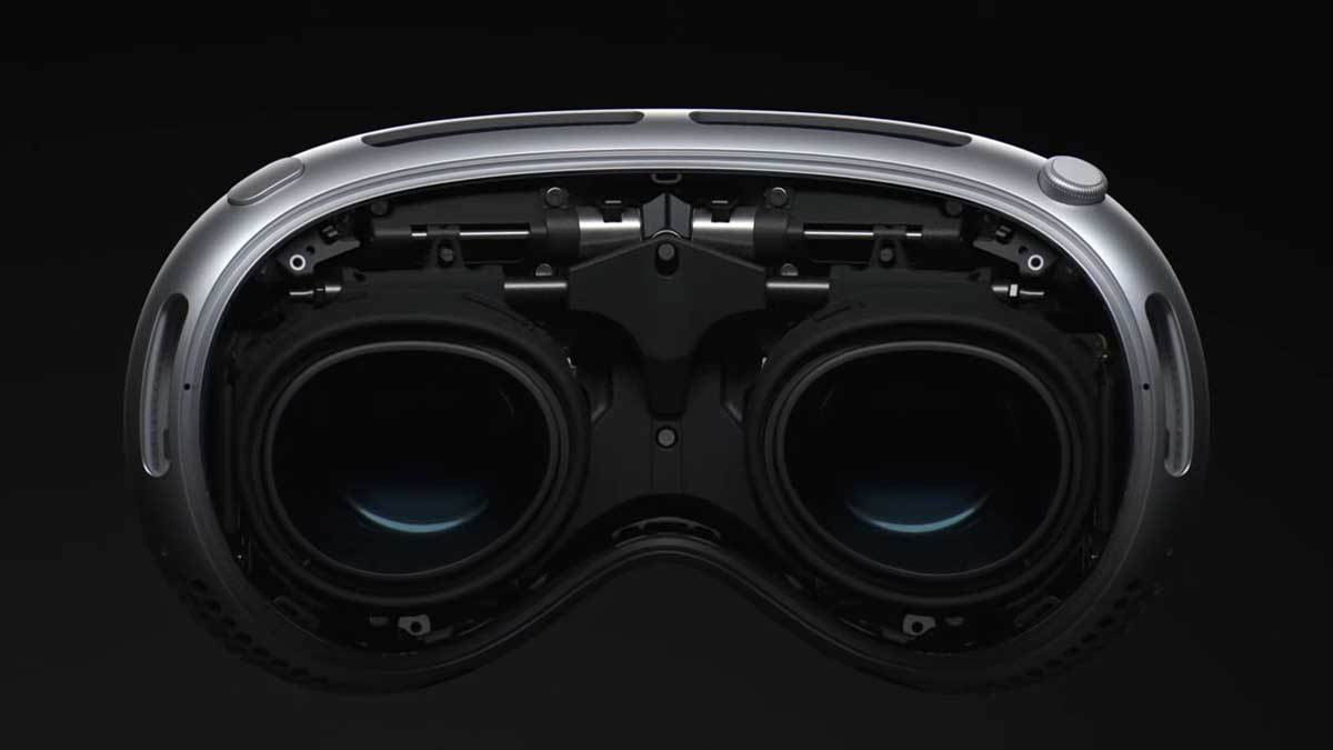 WWDC 2023 — June 5 _ Apple 1-47-52 screenshot.jpg