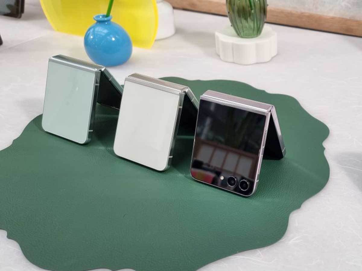 Samsung Galaxy Z Flip5 uživo 27.jpg