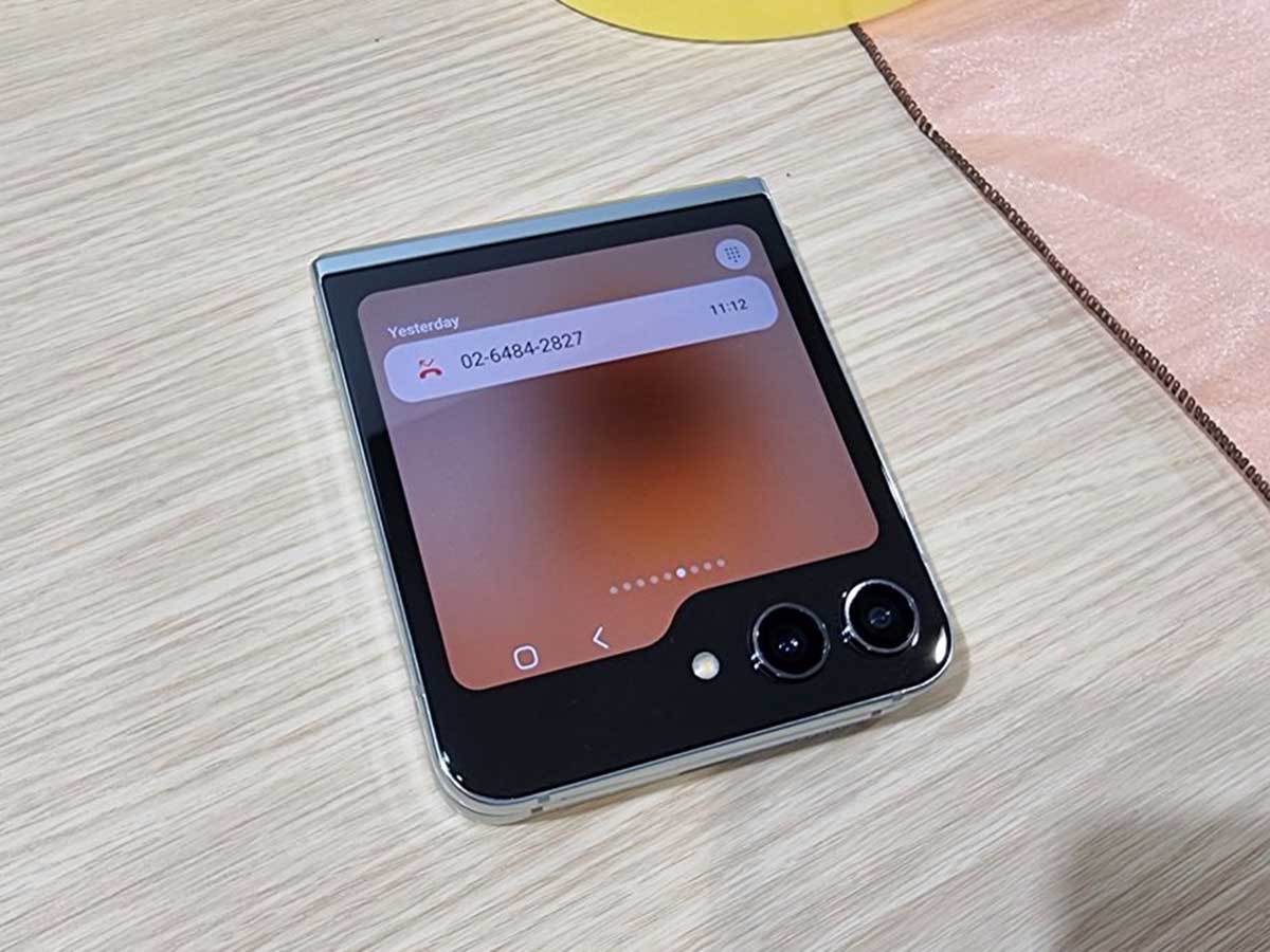 Samsung Galaxy Z Flip5 uživo 15.jpg