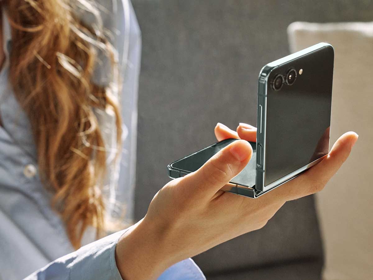 Samsung Galaxy Z Flip5 11.jpg