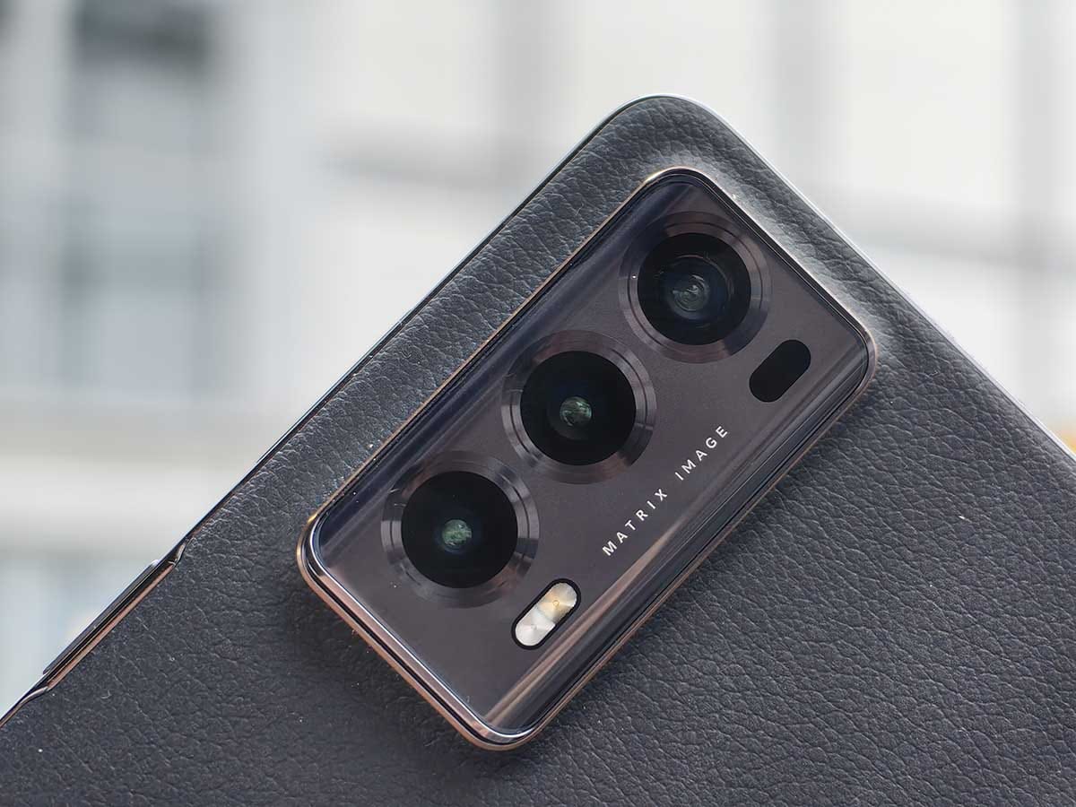 HONOR Magic V2 11.jpg