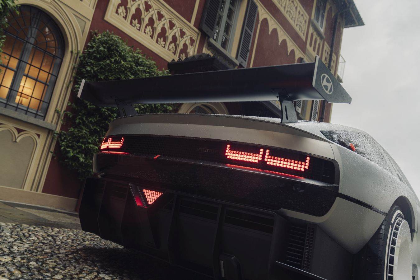 Hyundai N Vision 74 Concept car, električni automobil