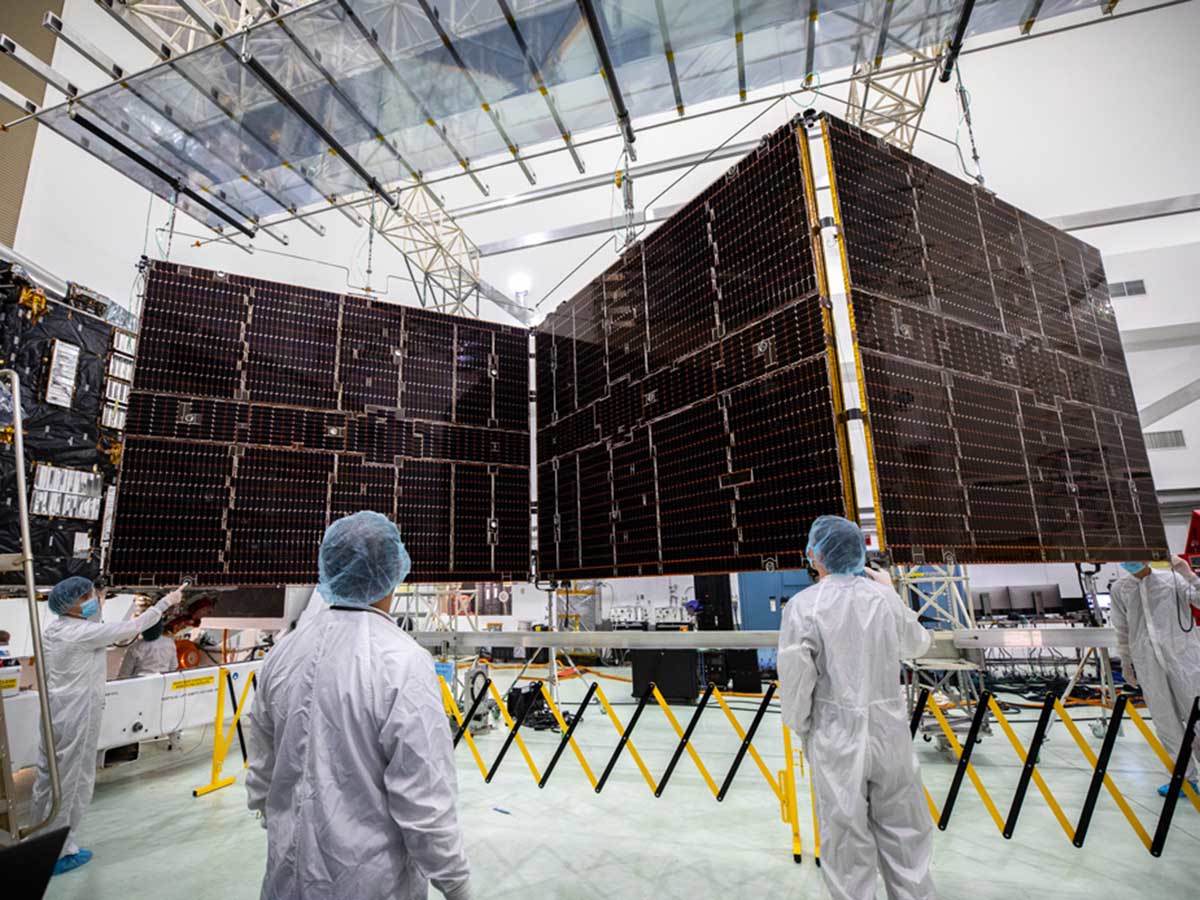 Psyche letelica solarno krilo