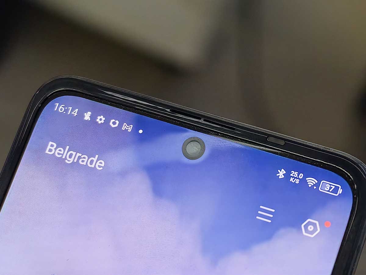 TECNO Phantom V Flip 5G 17.jpg