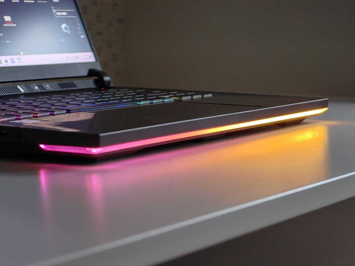 ASUS ROG STRIX G16 4.jpg