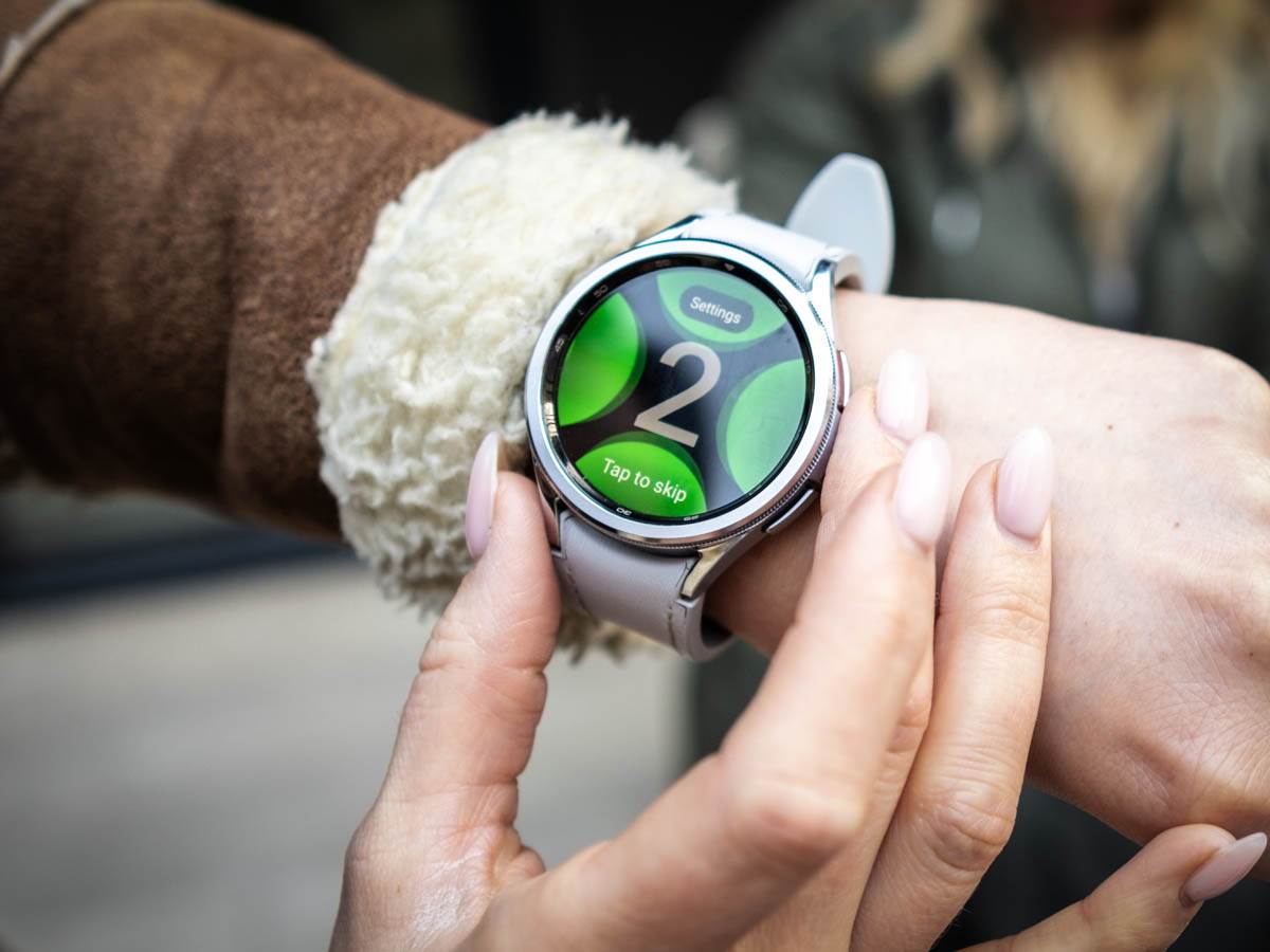 Samsung Galaxy Watch6 Classic _ pametni sat _ Foto Stefan Stojanović (5).jpg