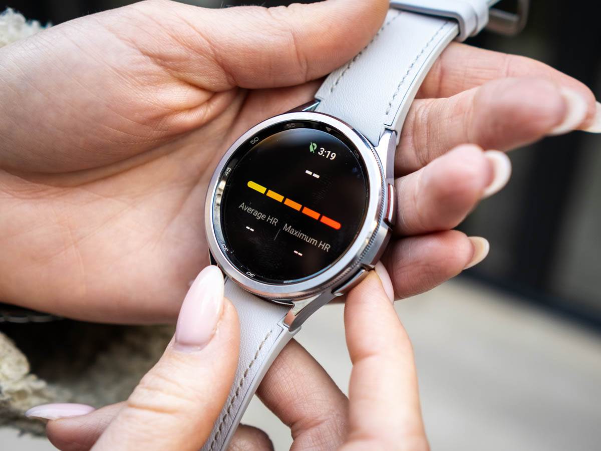 Samsung Galaxy Watch6 Classic _ pametni sat _ Foto Stefan Stojanović (2).jpg