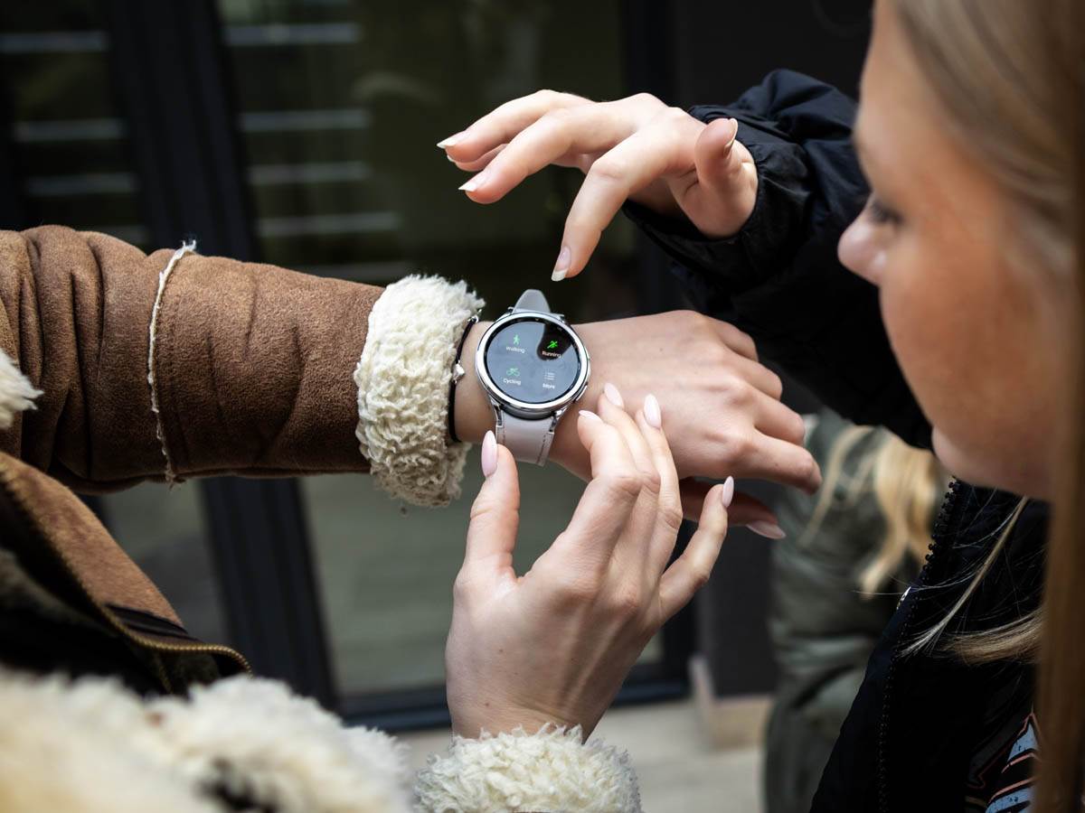 Samsung Galaxy Watch6 Classic _ pametni sat _ Foto Stefan Stojanović (3).jpg