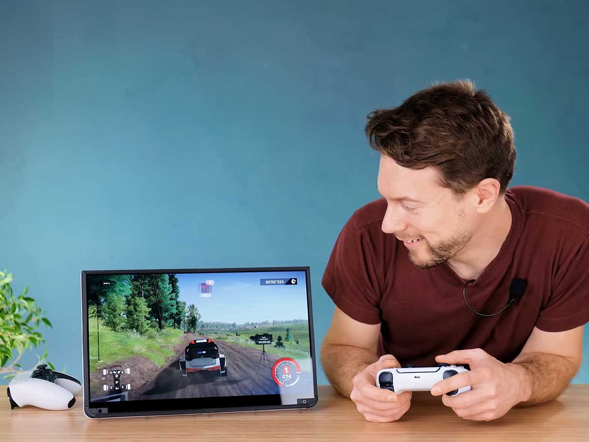 Building the WORLDS FIRST PlayStation 5_ Tablet Edition 15-7 screenshot.jpg