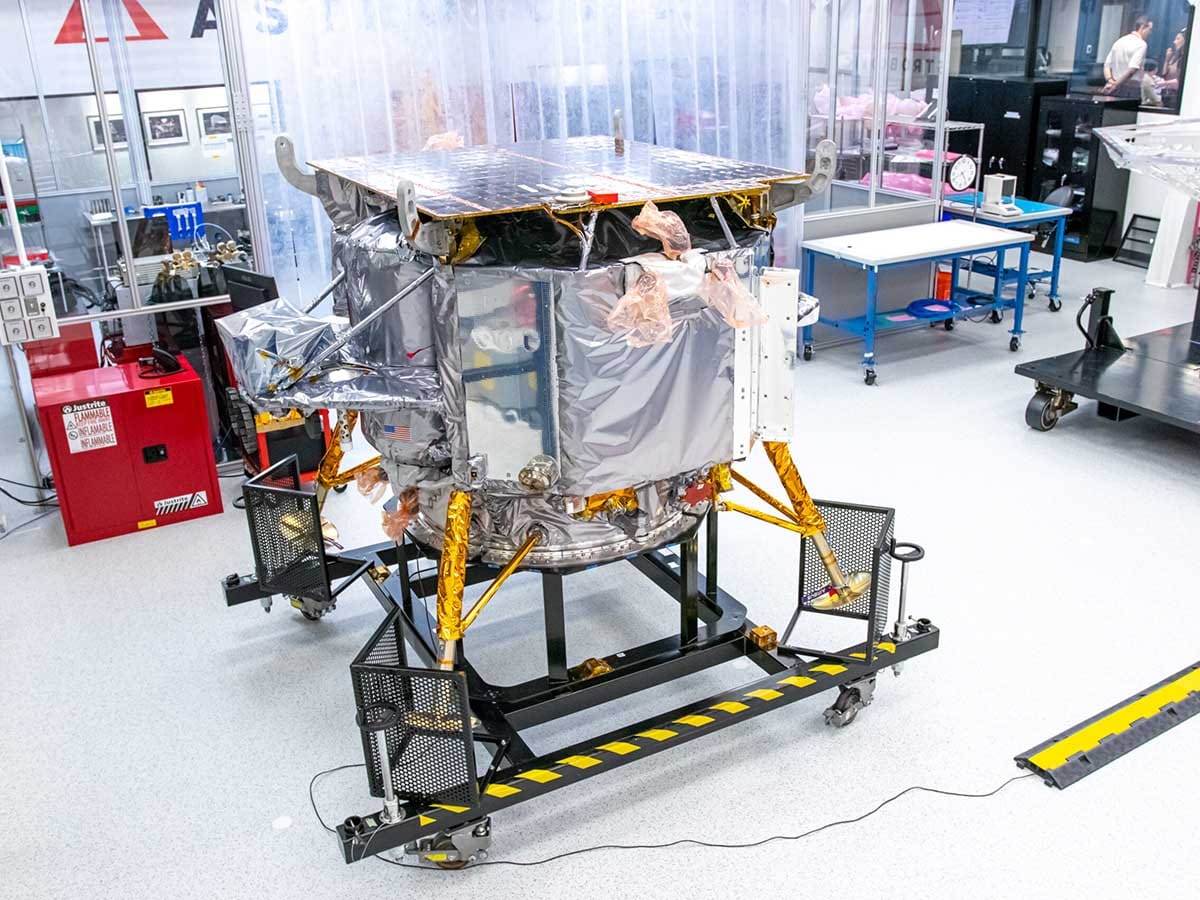 Peregrin letelica lender 5.jpg