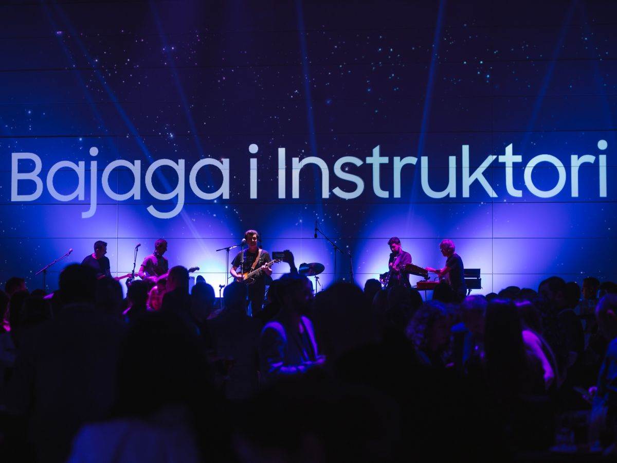 Samsung Galaxy Android 15