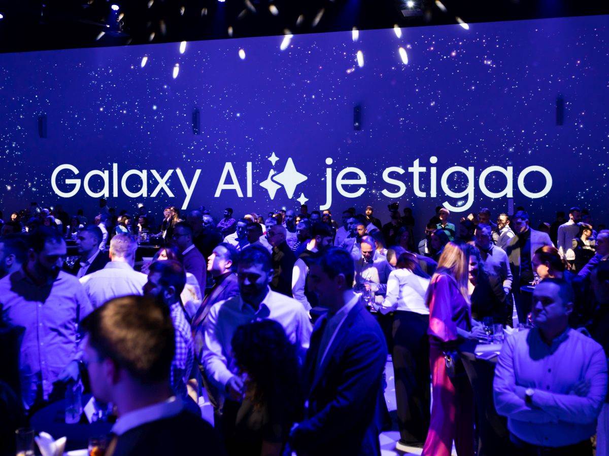 Samsung Galaxy Android 15