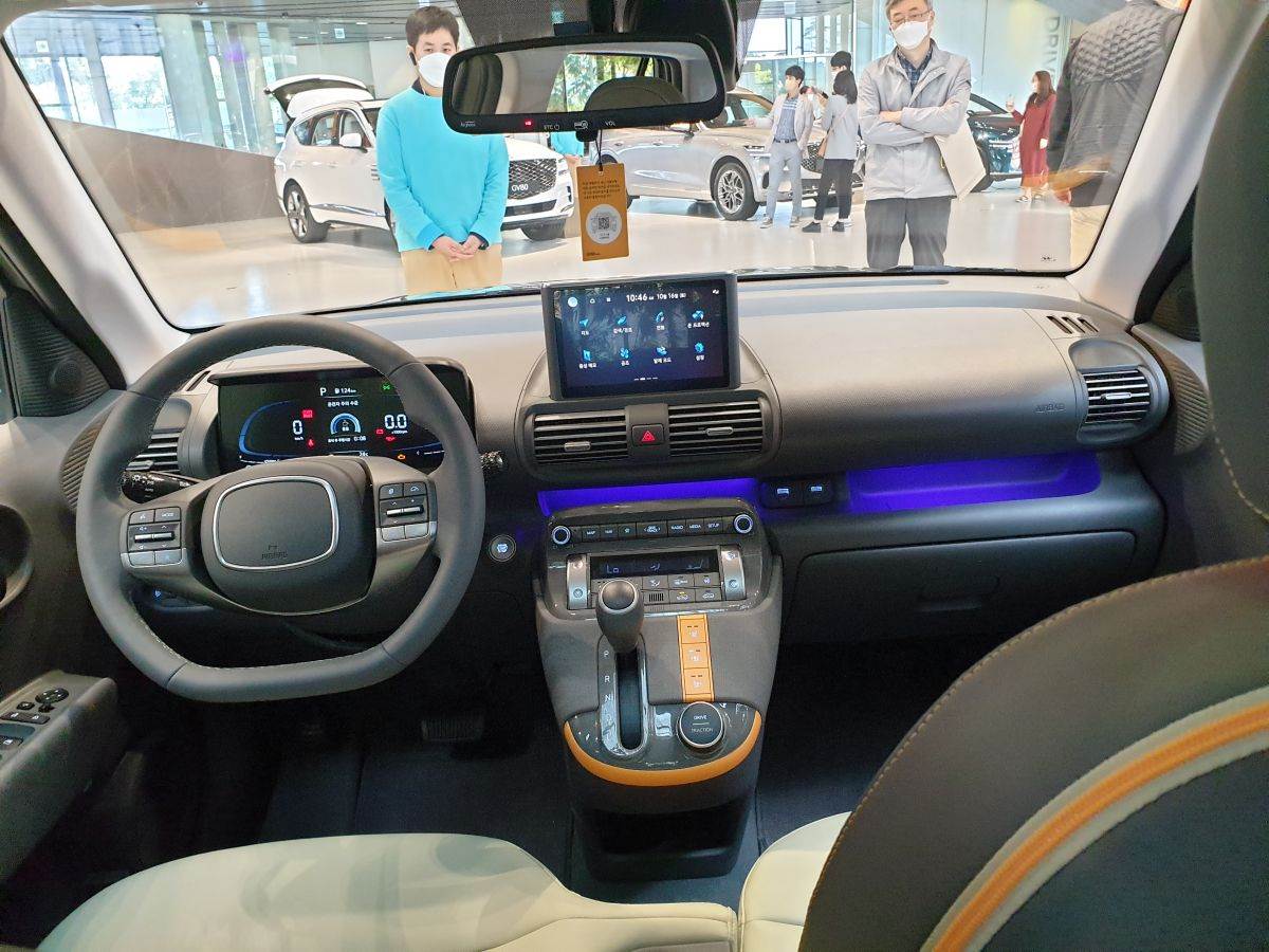 Hyundai Casper _ Foto Wikimedia Damian B Oh.jpg