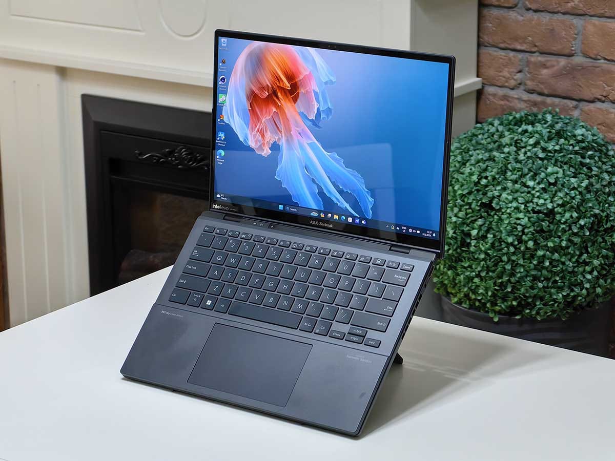 Zenbook Duo 2024 10.jpg