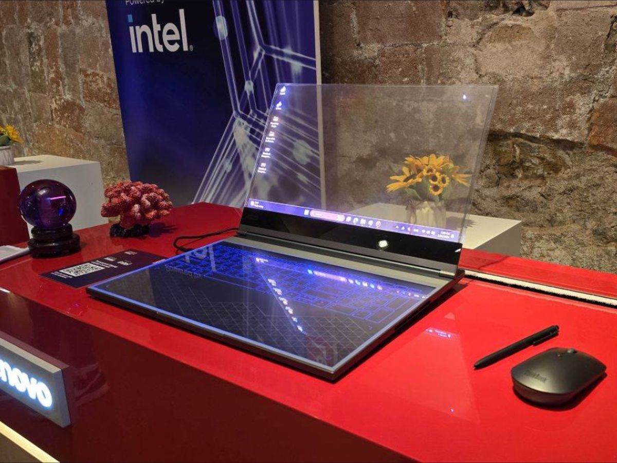 Lenovo ThinkBook Transparent Display Laptop Concept _ Foto SmartLife Krunoslav Ćosić (2).jpg