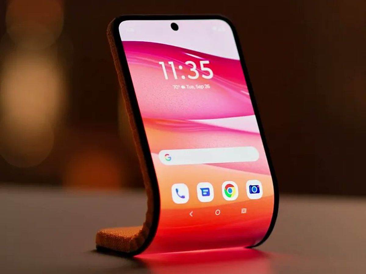 Motorola _ savitljivi telefon _ adaptivni displej _ Foto Motorola (2).jpg