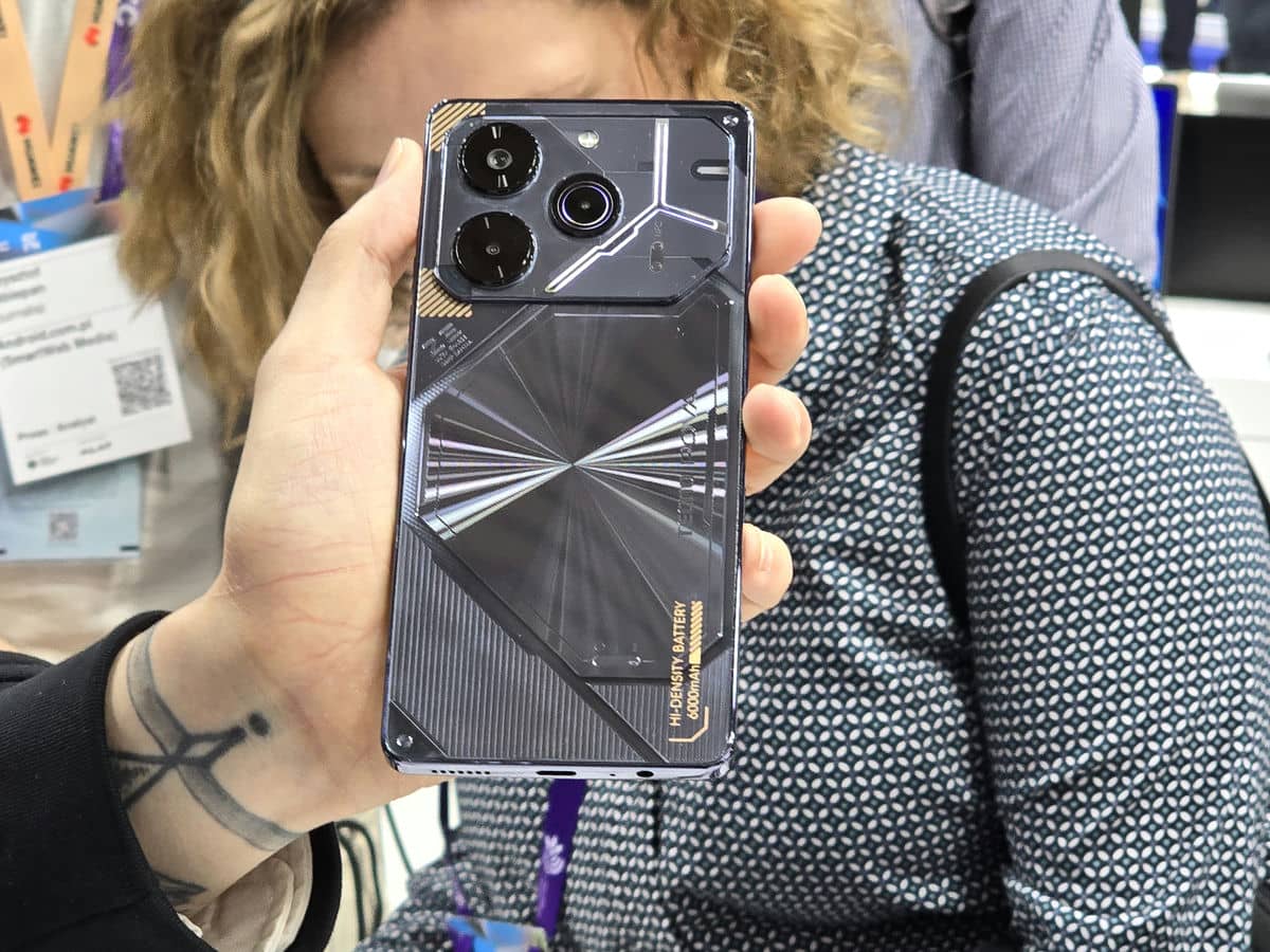 TECNO POVA 6 Pro 9.jpg