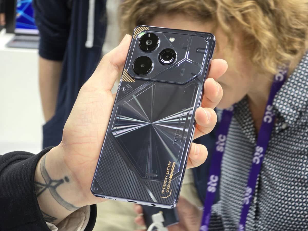 TECNO POVA 6 Pro 10.jpg