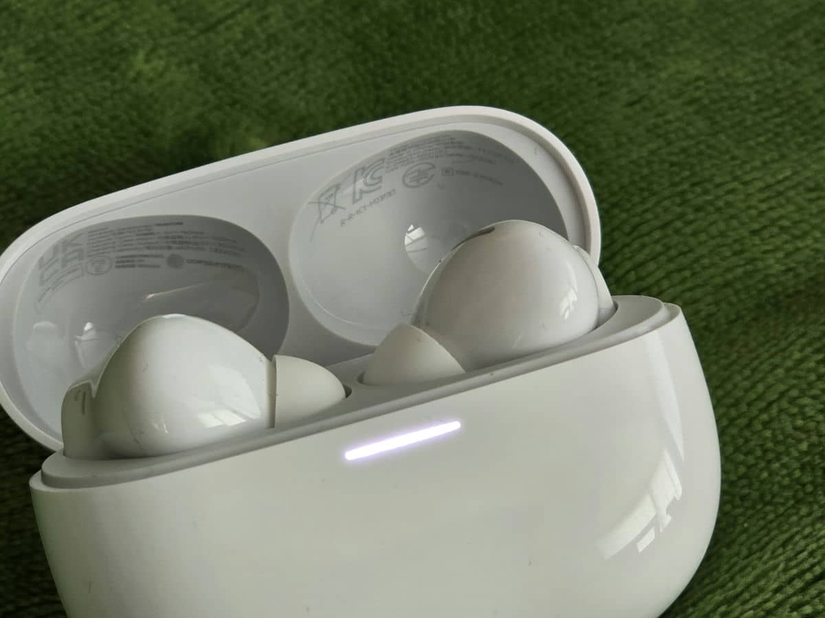 Redmi Buds 5 Pro dizajn 11.jpg