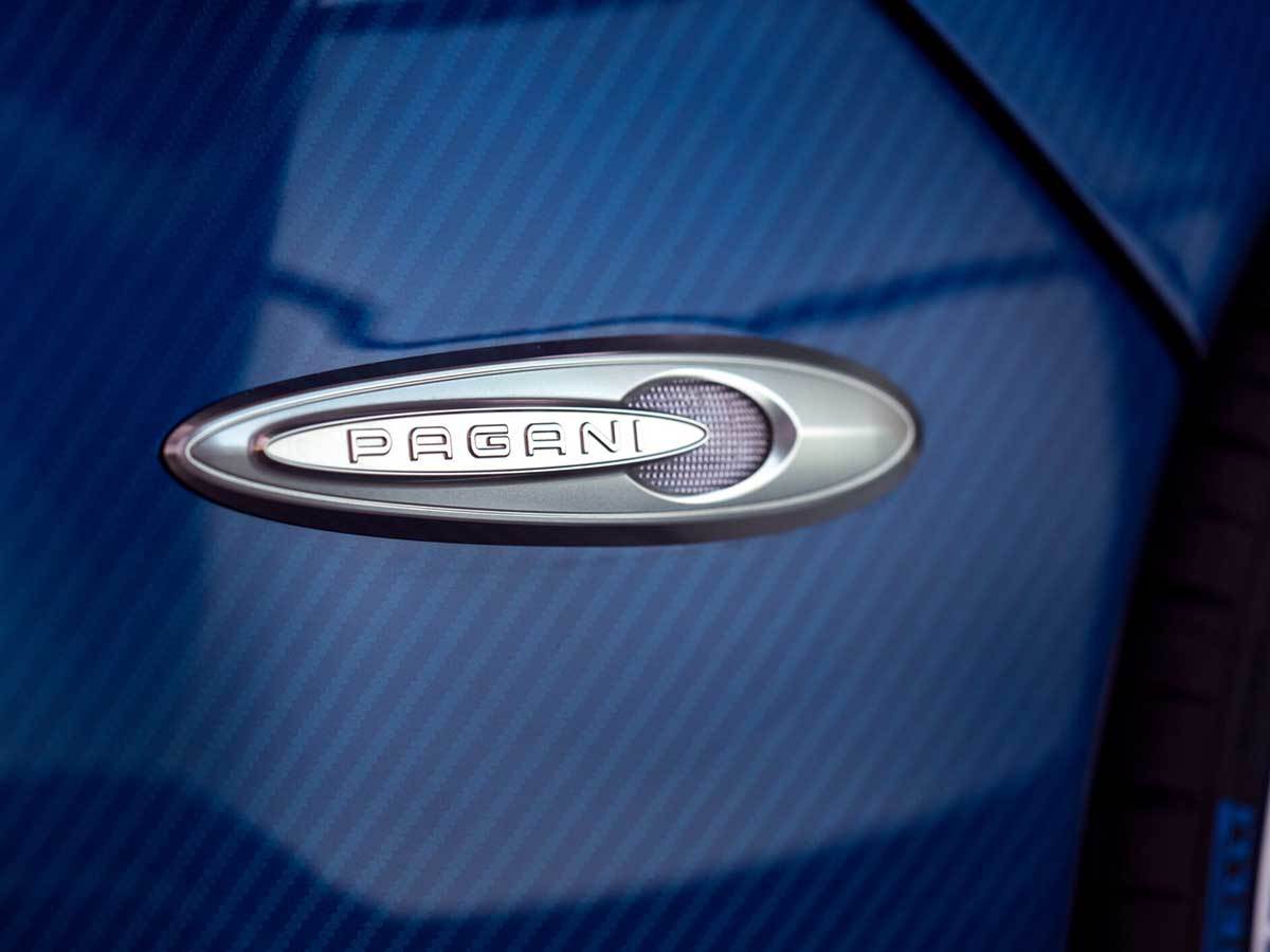 Pagani Zonda HP Barchetta 1.jpg