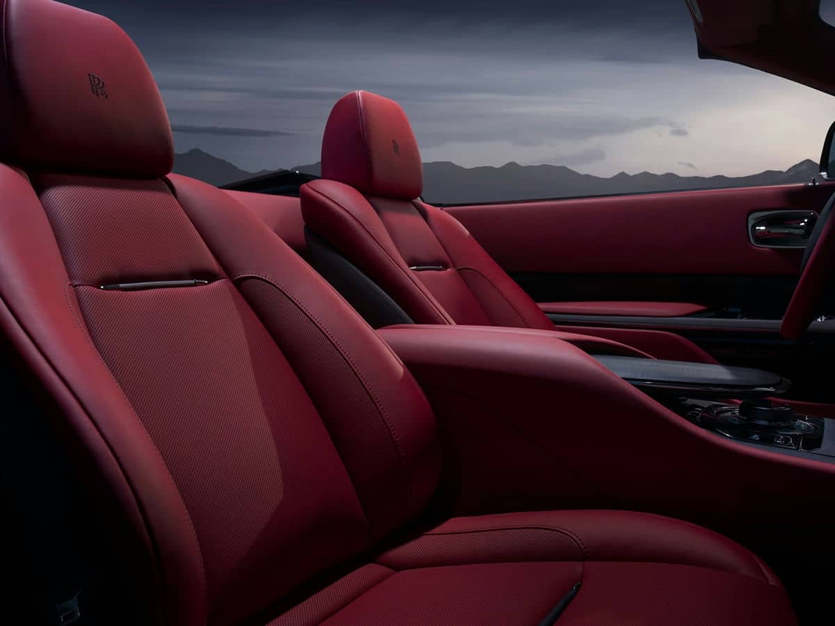 Rolls-Royce La Rose Noire Droptail 5.jpg