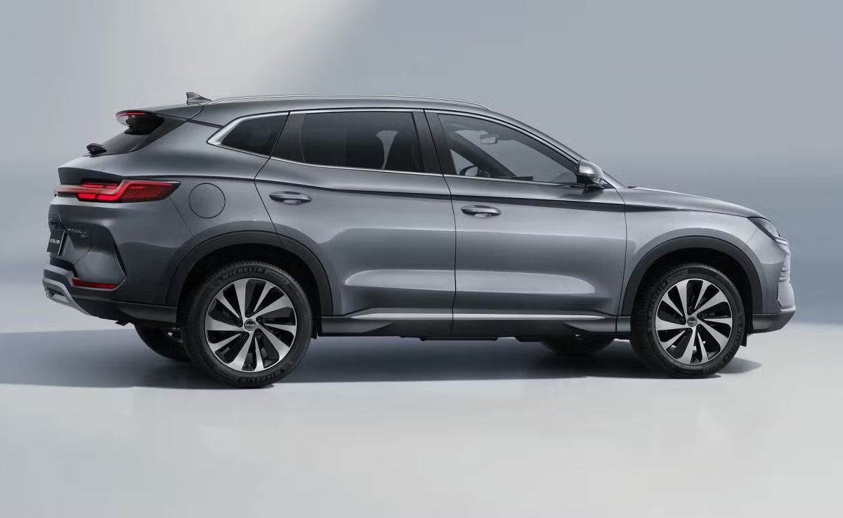 BYD Seal U DM-i _ plug-in hibrid SUV _ Foto BYD (8).jpg