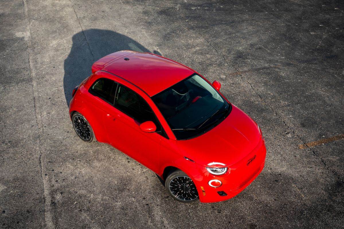 Fiat 500e 2024 _ Foto Fiat (3).jpg