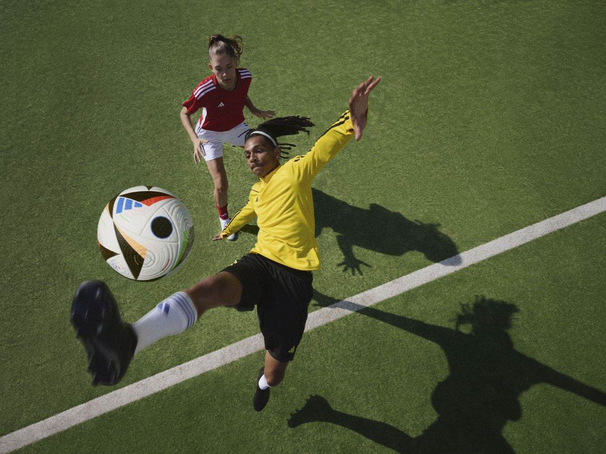 Lopta _ Euro 2024 _ Adidas _ čip _ Foto Adidas (7).jpg