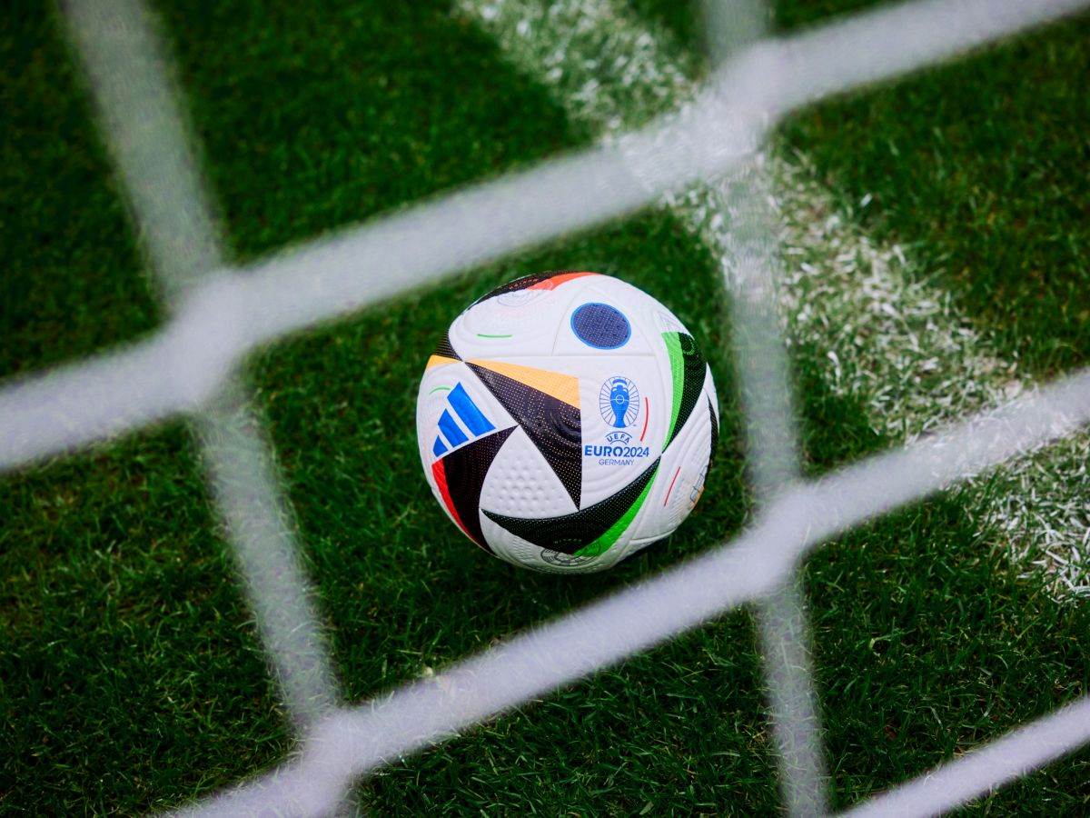 Lopta _ Euro 2024 _ Adidas _ čip _ Foto Adidas (8).jpg