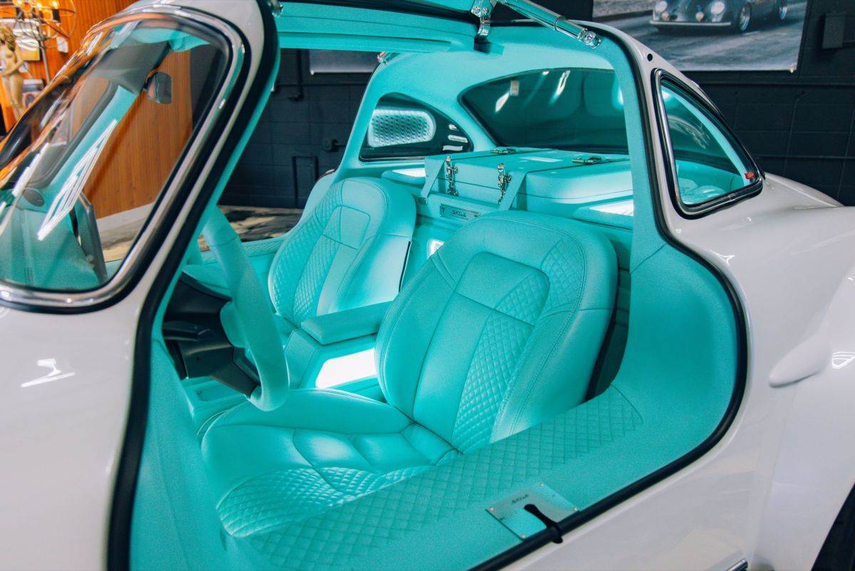 Mercedes 300SL TESLA _ S-Klub LA _ Foto S-Klub LA (6).jpg