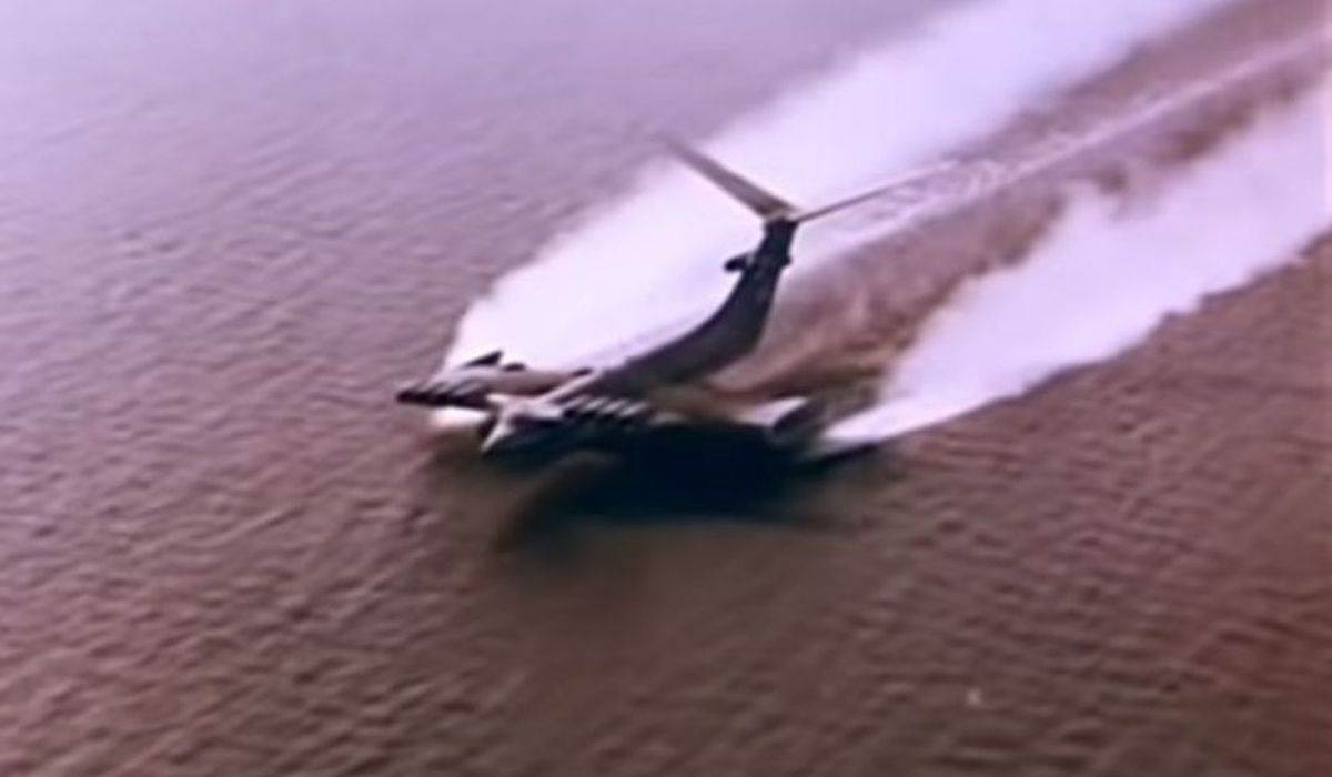 Ekranoplan _ Foto YouTube Телеканал Звезда (3).jpg