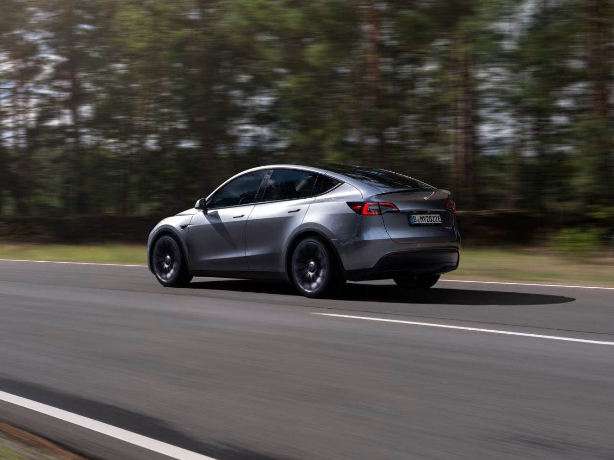 Tesla Model Y _ Foto Tesla (11).jpg