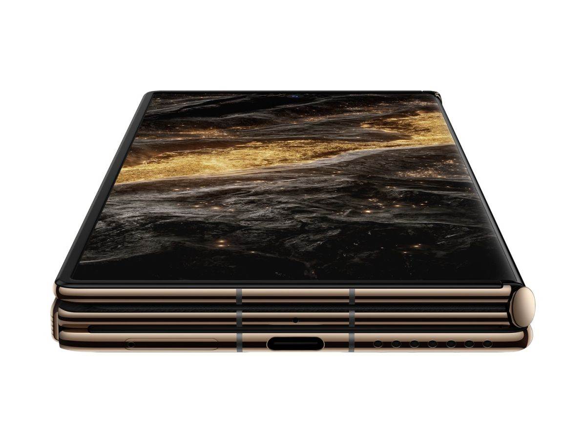 Huawei Mate XT Ultimate Design _ Foto Huawei (10).jpg