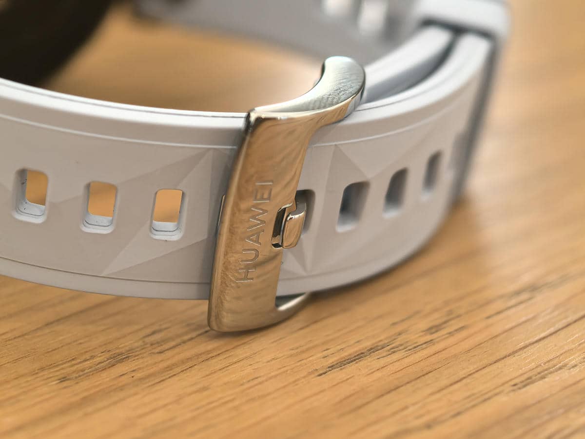 Huawei Watch GT 5 serija 8.jpg