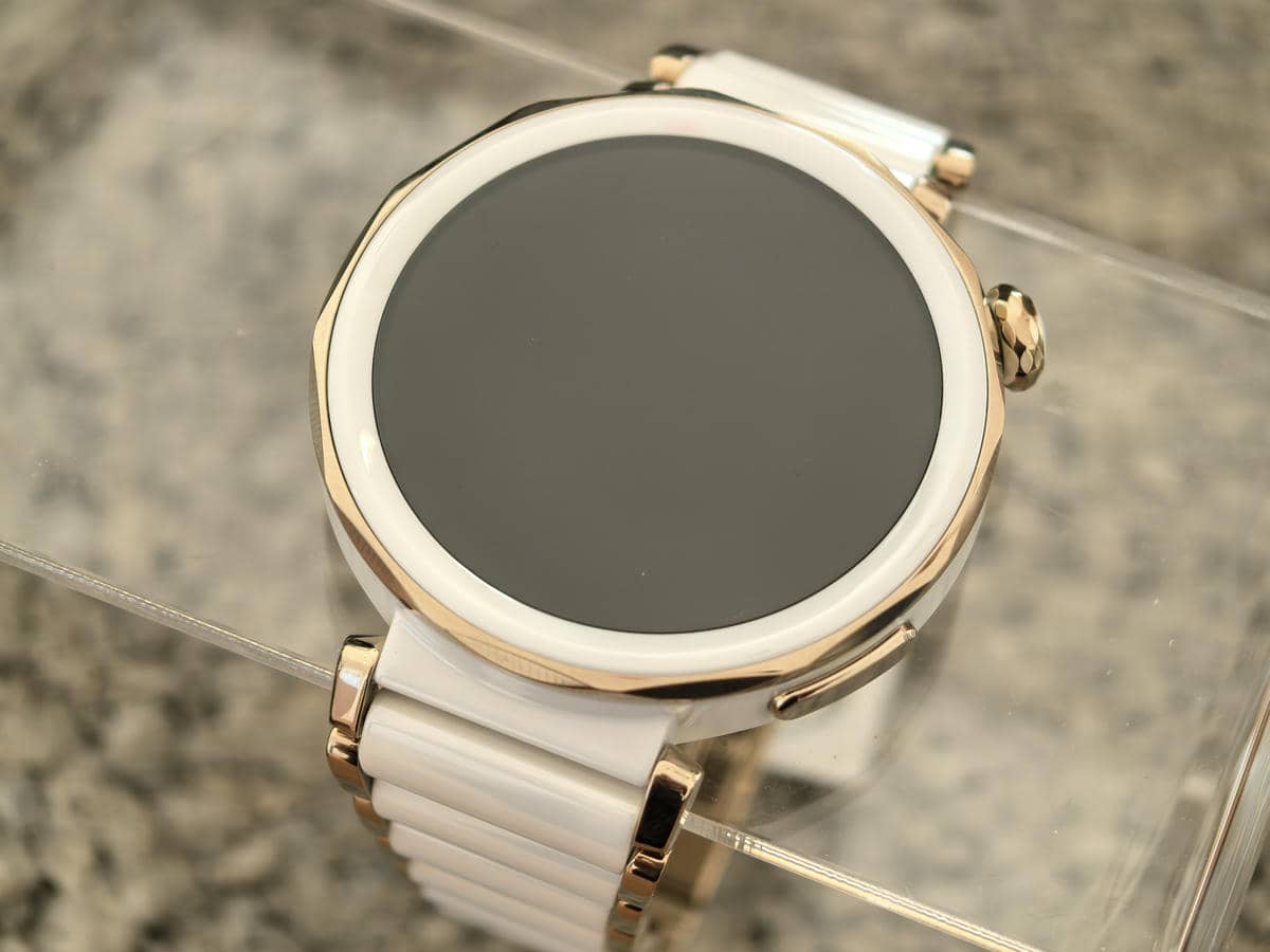 Huawei Watch GT 5 serija 9.jpg