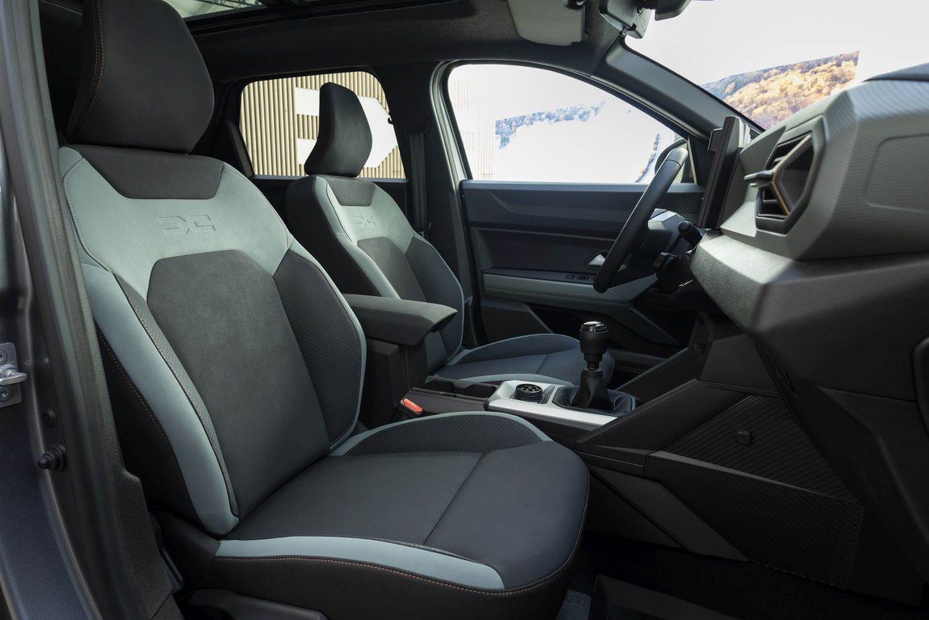 Dacia Bigster _ Foto Dacia (9).jpg