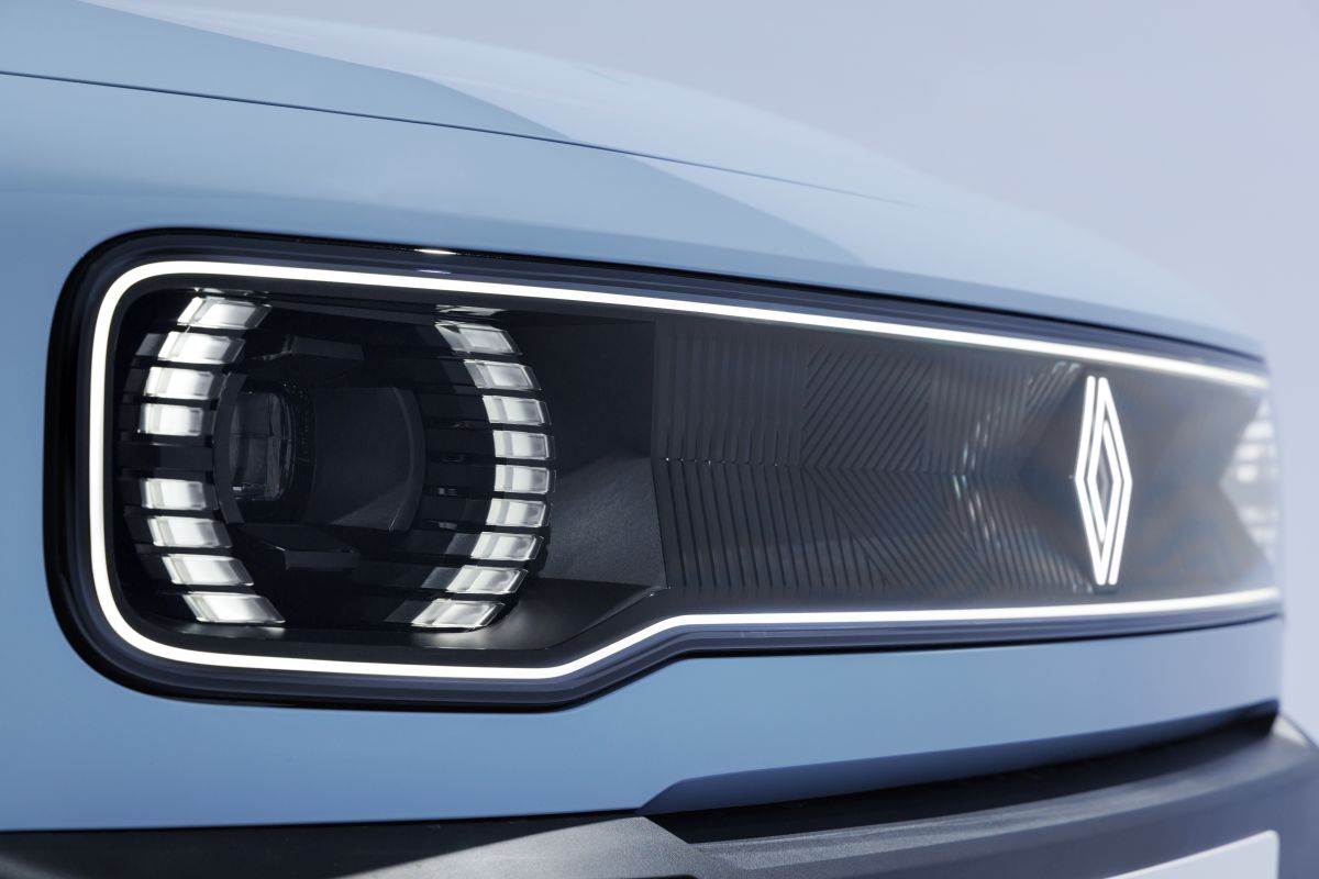 Renault 4 E-Tech electric _ Foto Renault (2).jpg