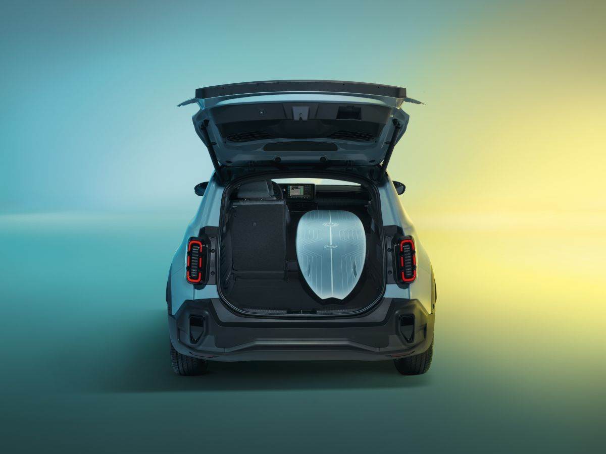 Renault 4 E-Tech electric _ Foto Renault (15).jpg