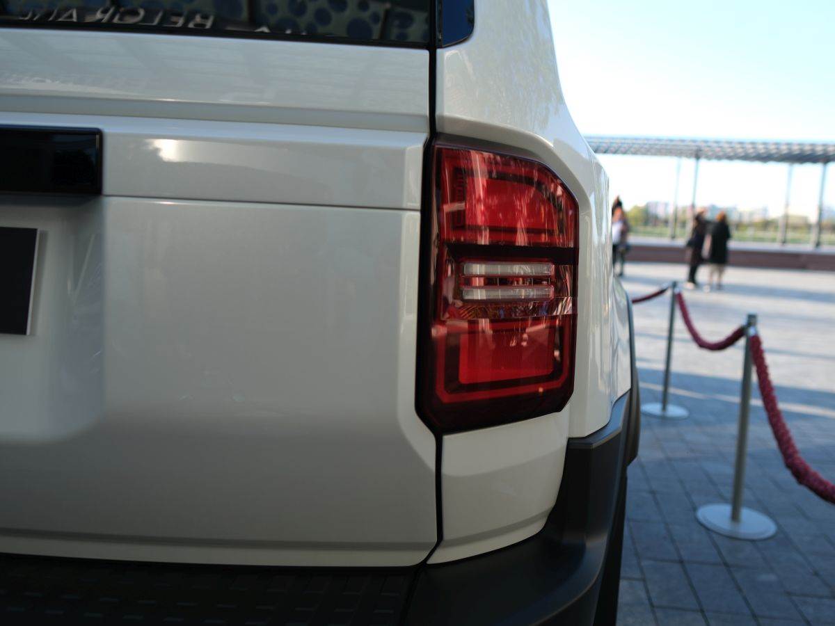 7 Toyota Land Cruiser_17.jpg