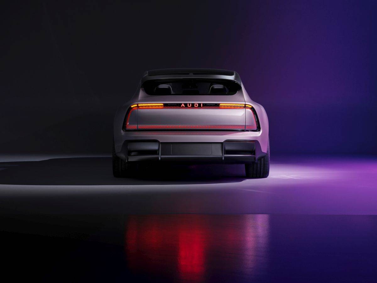 AUDI E _ Foto AUDI (12).jpg