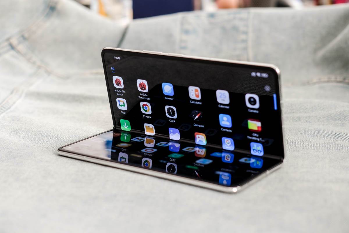 Xiaomi Mix Flip 4 slika 19.jpg