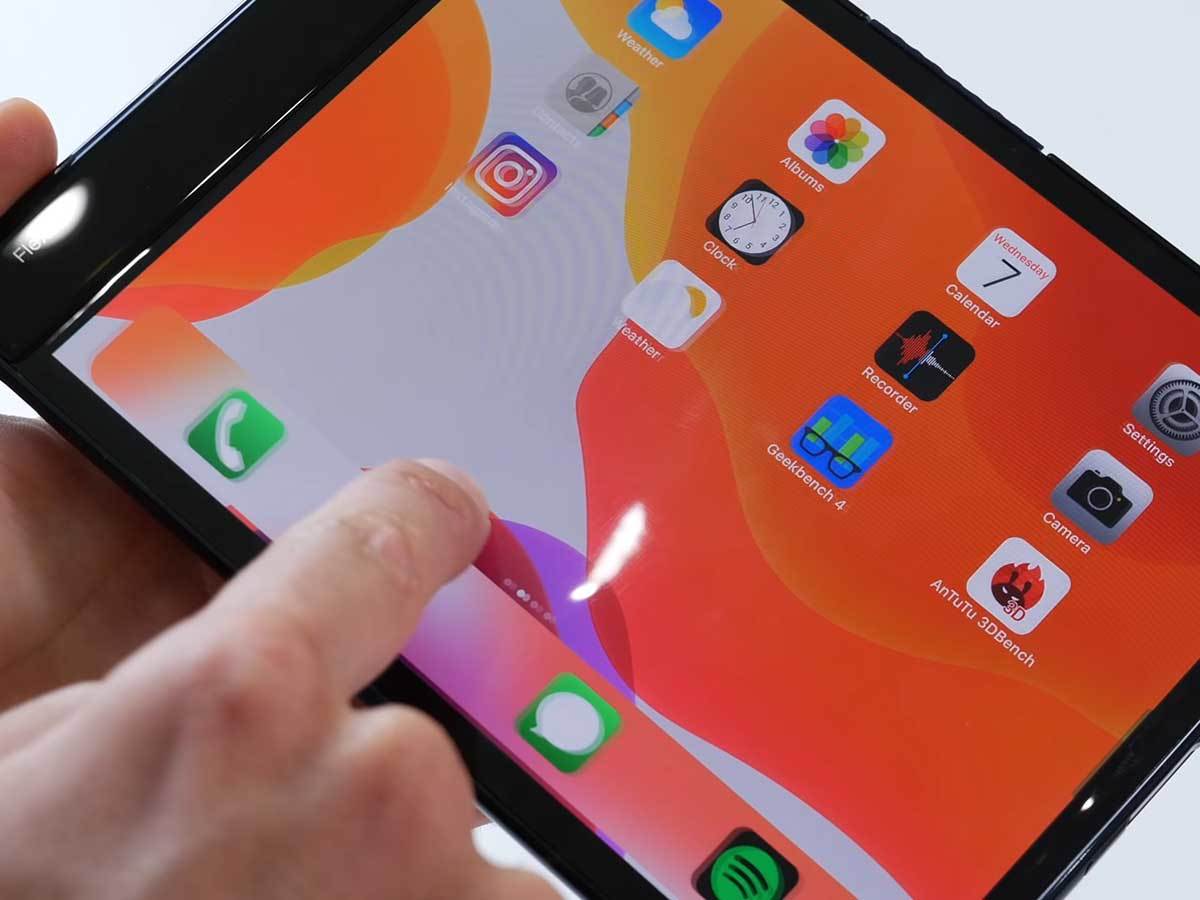 The Folding Phone of the Future! Royole FlexPai 6-39 screenshot.jpg