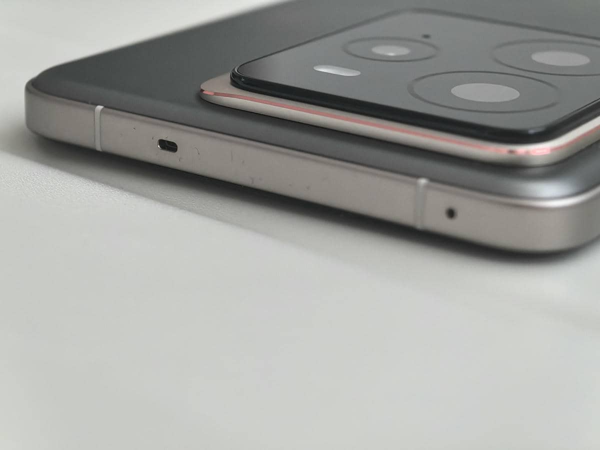 realme GT 7 Pro dizajn 34.jpg