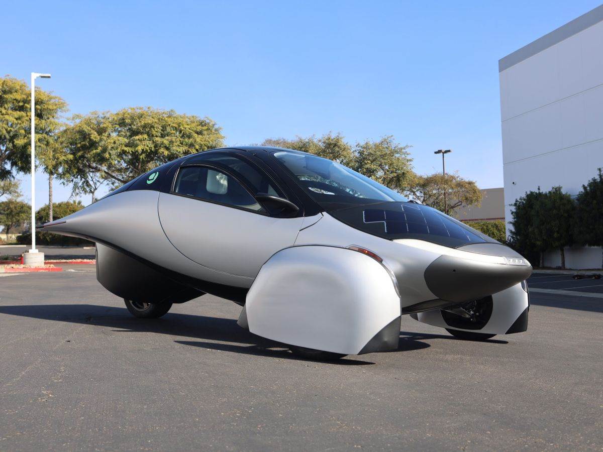 Aptera EV _ solarni električni automobil _ Foto Aptera (4).jpg