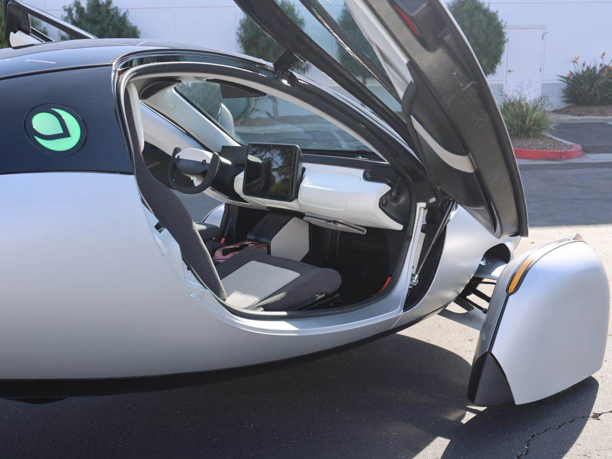 Aptera EV _ solarni električni automobil _ Foto Aptera (8).jpg