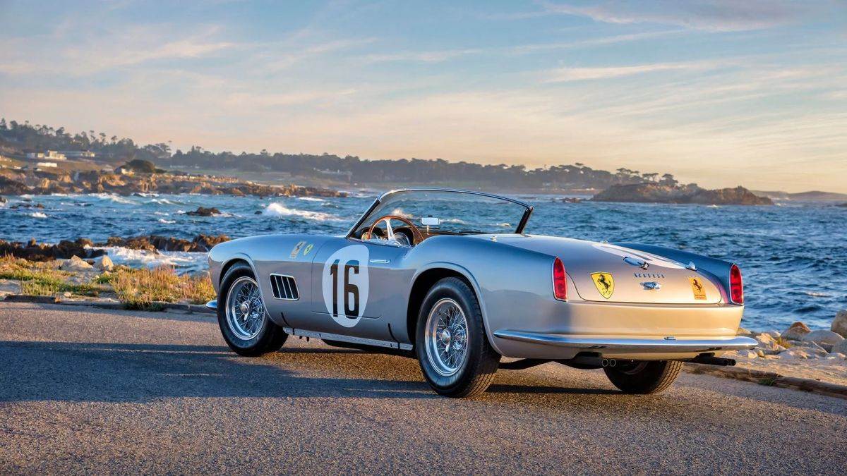 Ferrari 250 GT LWB California Spider Competizione _ 1959. godina _ Foto Broad Arrow Auctions (5).jpg