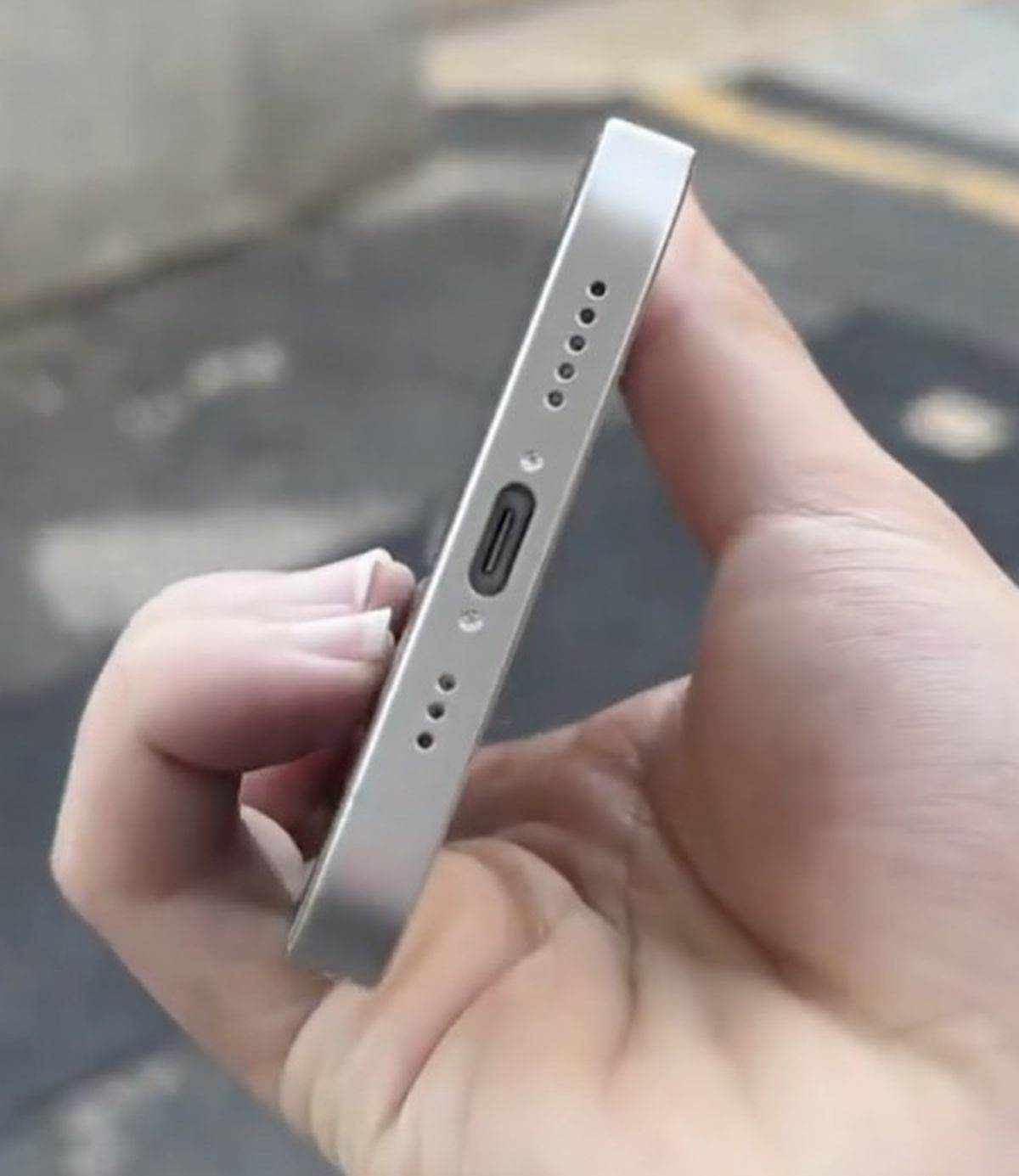 iPhone 4 SE _ Foto X.com MajinBuOfficial (3).jpg