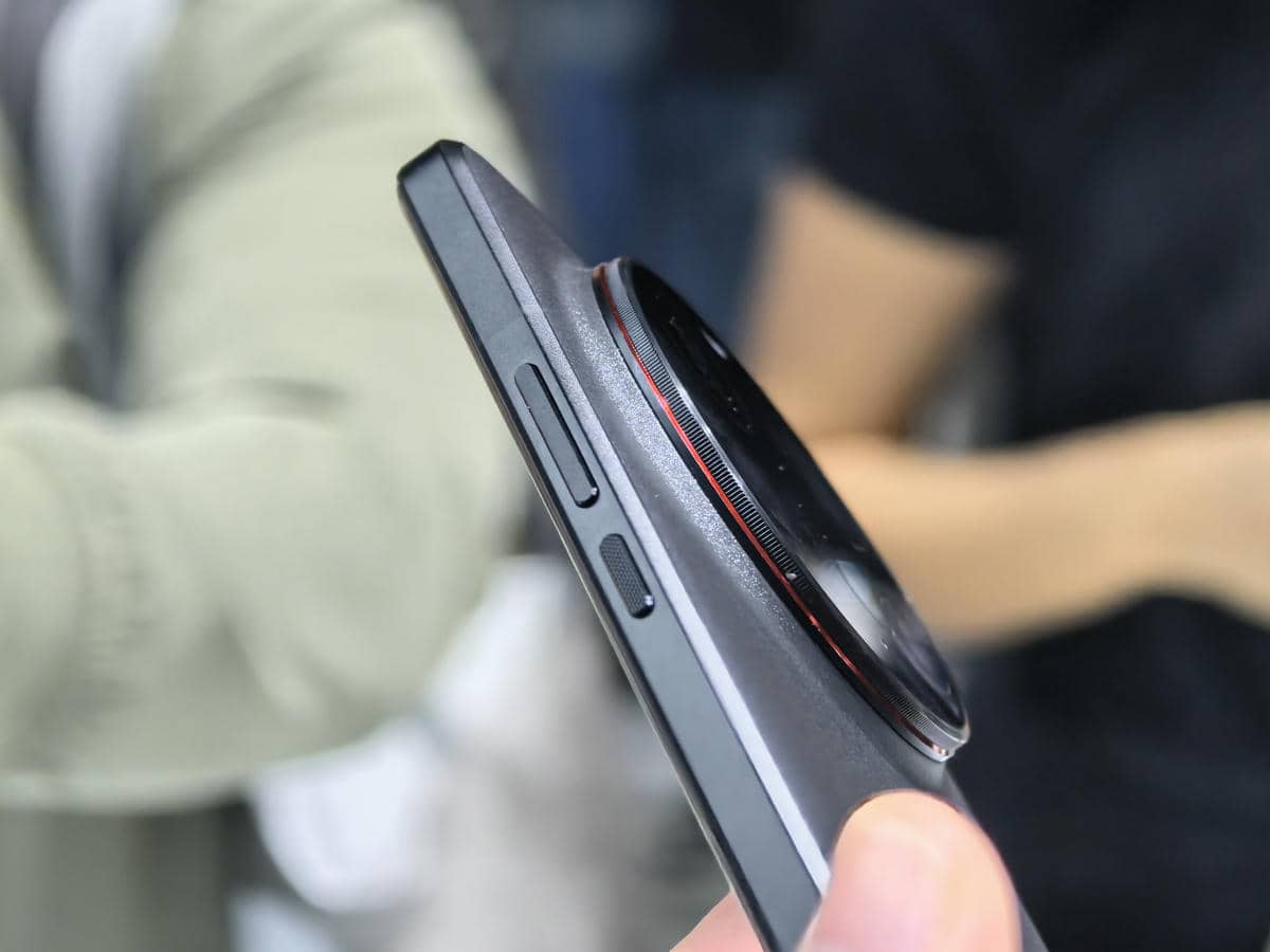 Xiaomi 15 Ultra izgled 2.jpg