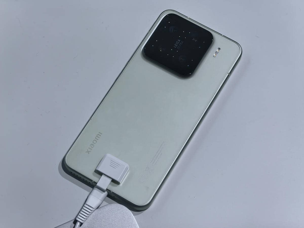 Xiaomi 15 izgled 2.jpg