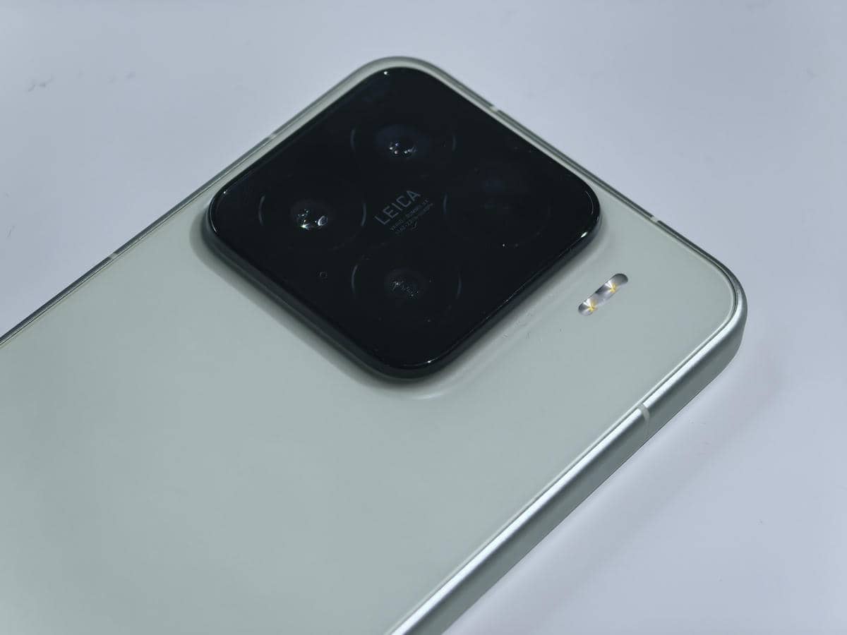Xiaomi 15 izgled 3.jpg